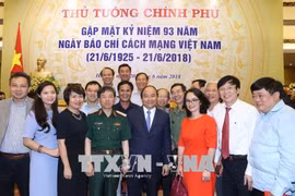 政府总理阮春福: 把握新媒体技术和新闻报道新方式