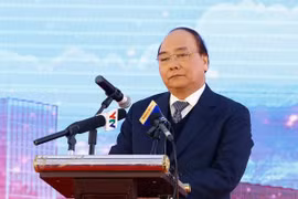 政府总理就官方发展援助和外债等问题答复国会代表的提问