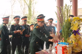  广治省举行烈士追悼会与安葬仪式