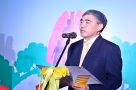 越南“预防烟草危害”邮票集首发