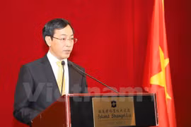 越中建交68周年招待会在香港举行