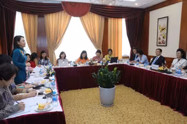 越南妇女联合会主席与朝鲜社会主义妇女同盟加强合作