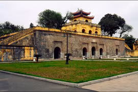 “升龙皇城出土历史”研讨会在河内举行