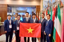 2024年，越南学生代表团在地区和国际奥林匹克竞赛中取得优异成绩，所有参赛者均获奖。图自Vietnam+