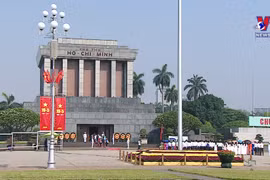 胡志明主席诞辰133周年： 缅怀越南人民伟大领袖