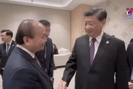 越南国家主席阮春福会见中国和美国领导