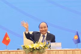 组图：越南政府总理阮春福就第37届东盟峰会结果召开新闻发布会