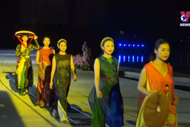 会安奥戴—越南名胜节精彩亮相