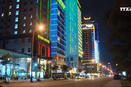 不眠之海激活岘港夜间经济发展潜力