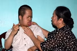 照顾橙毒剂受害者