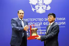 越俄两国大力推动油气领域合作