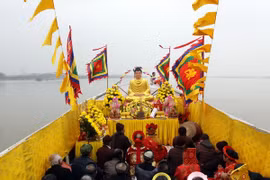 太平省陈庙庙会迎水仪式