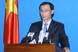 越南外交部部长梁青毅