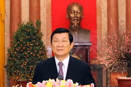 张晋创主席向越南国内外同胞致以新春祝福