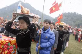 越南北件省隆东节