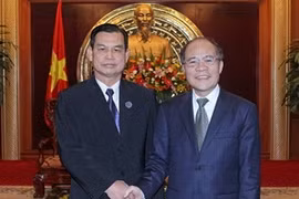 越南国会主席会见缅甸国家审计署审计长 