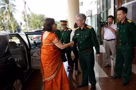 阮志咏上将普里会见特•萨兰大使