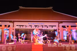 《夜鼓怀郎》名曲诞生日95周年纪念典礼场景（图片来源：薄辽报）