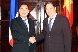 外交部长范家谦会见泰国外交部长