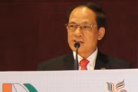 黎梁明秘书长
