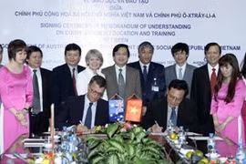 越南与澳大利亚教育协议签署仪式