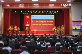 陈大光主席：河内百科（理工）大学在科技研究领域发挥先行作用