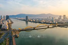 全力推动沿海经济发展