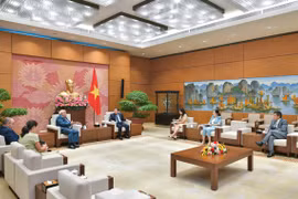 越南国会对外委员会主任武海河会见古巴驻越南大使奥兰多·尼古拉斯