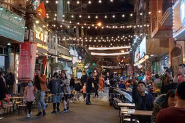 10·10首都解放日：玉岛—五社夜市美食街和步行街亮点纷呈