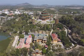 林同省高原上的“寺庙村庄”