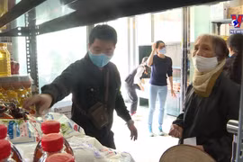 幸福超市——在疫情“寒冬”中送去温暖的爱心活动 