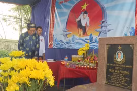 鬼鹿角礁海战32周年：为国牺牲的烈士永垂不朽 