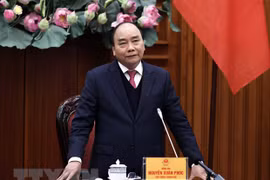 越南政府总理阮春福： 应采取强有力的措施和合适的方式推进国内新冠疫苗试验进程