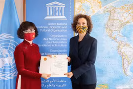 越南驻法国大使向联合国教科文组织提交委任书