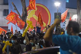 新加坡大选：执政党人民行动党获得压倒性胜利