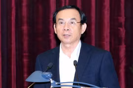 迎接党的十三大：提名推荐胡志明市党部委员会选举阮文年同志担任2020-2025年任期胡志明市市委书记