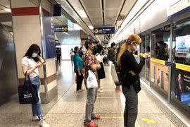 泰国将科学技术应用于新冠肺炎疫情防控工作中