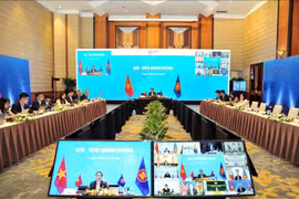 继续开展东盟与美国扩大经济合作倡议