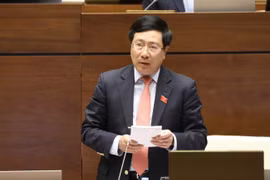 越南第十四届国会第10次会议：确保边境地区乡级人民委员会签署国际协定的质量和能力