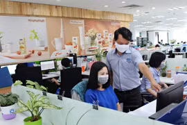 新冠肺炎疫情：Vinamilk赞助100亿越盾 助力抗击新冠肺炎疫情