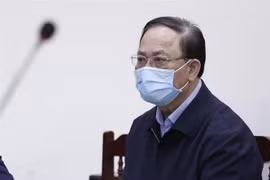 丁玉系及其同案犯案件：原国防部副部长阮文献获减刑
