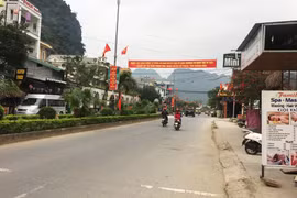 越南各地暂停聚集性活动和非必要服务