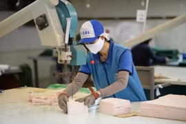政府与各地方会议：纺织业力争实现2021年出口额达380-390亿美元目标