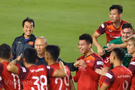 越球队继续跻身世界排名前100位
