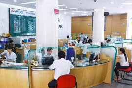 加强为生产经营活动提供资金