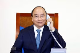 越南政府总理与欧盟委员会主席通电话