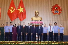 政府总理阮春福：检察部门需提高反腐斗争中的责任和本领
