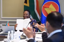 ASEAN 2020：南非签署加入《东南亚友好合作条约》文件