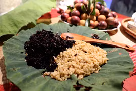 首都河内再现端午节期间的传统习俗