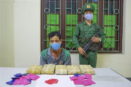 奠边省非法贩卖大量合成毒品男子当场被抓